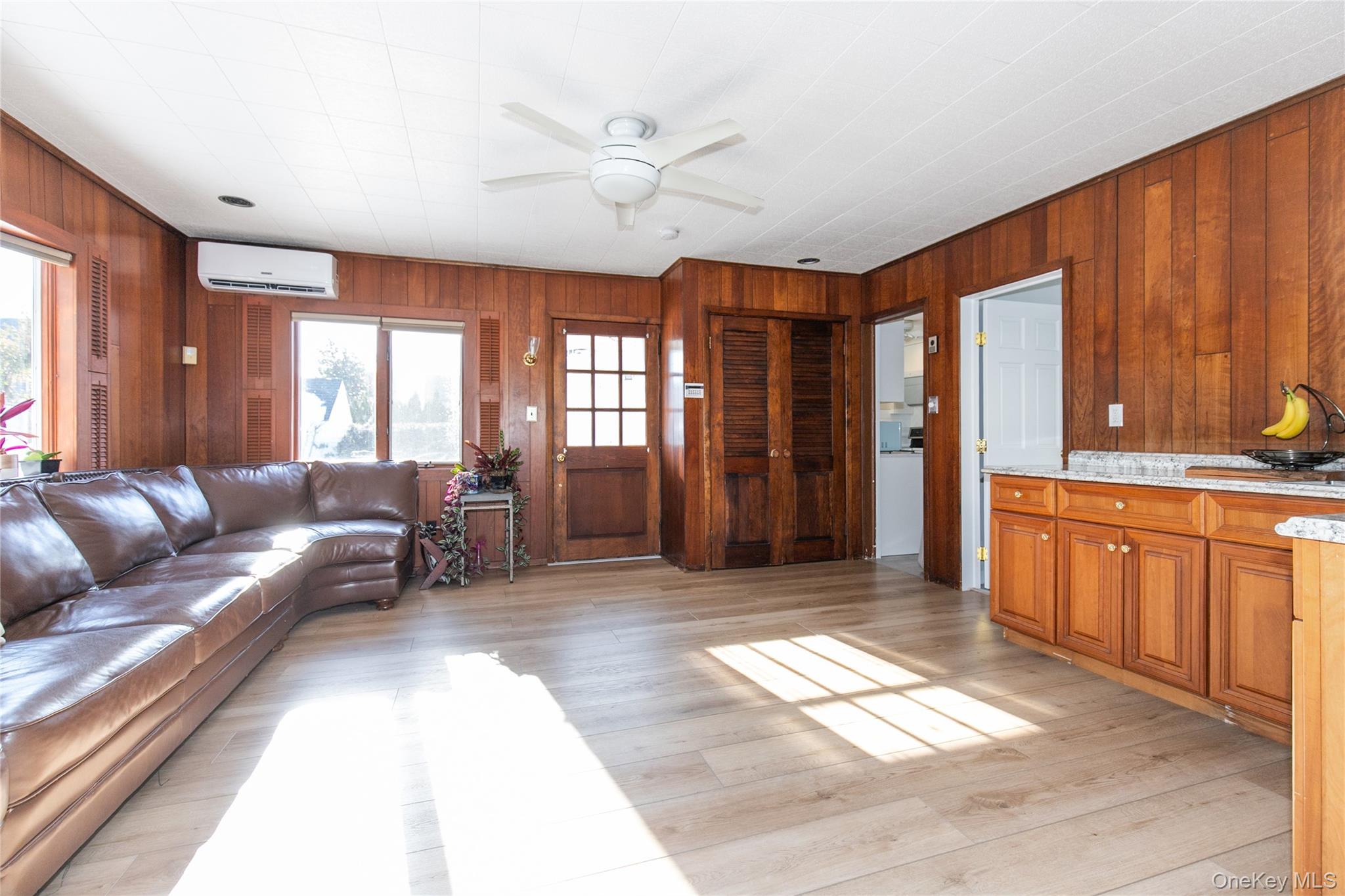 30 Highland Place, Great Neck, NY 11020