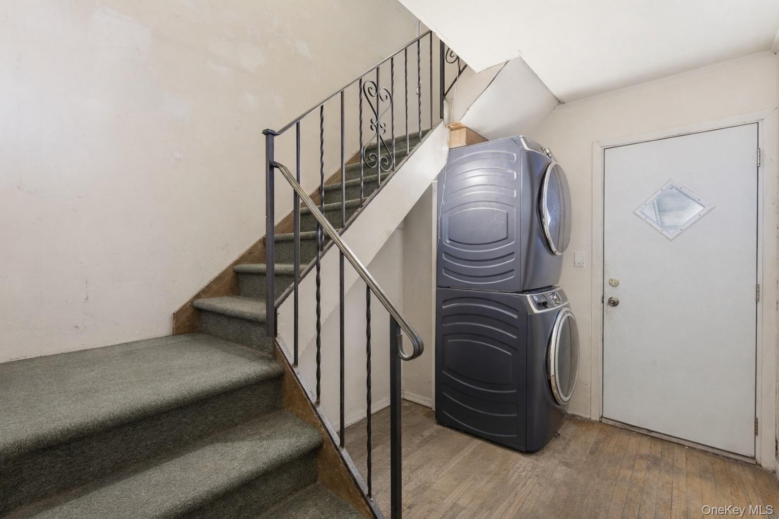 101 Spruce Avenue, Bethpage, NY 11714