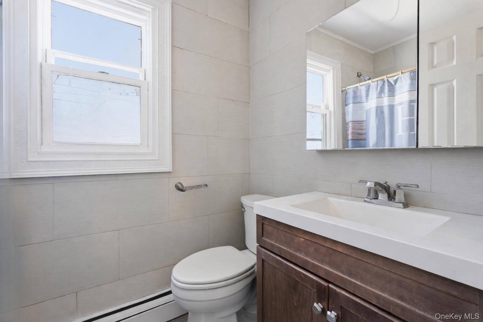 101 Spruce Avenue, Bethpage, NY 11714