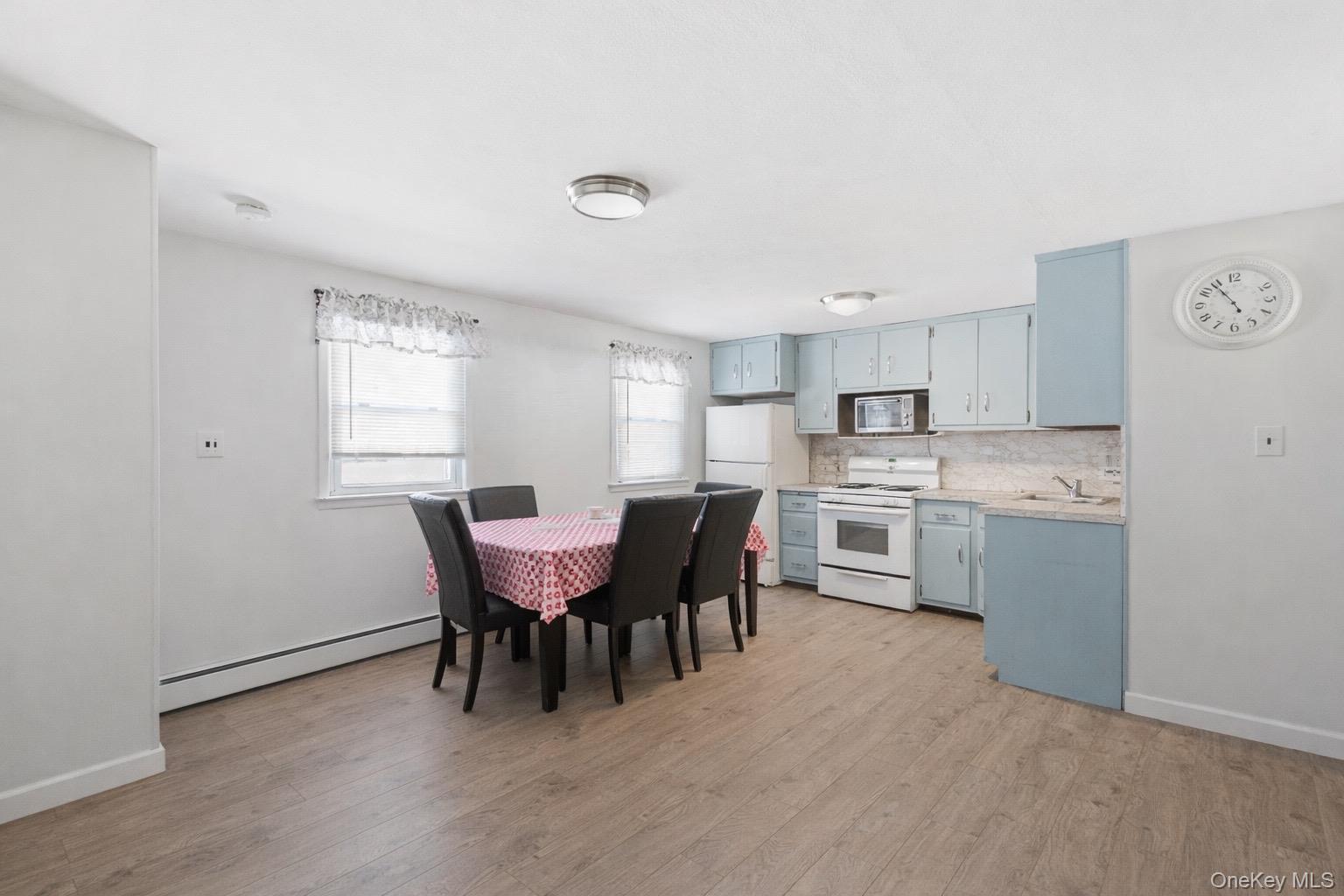 101 Spruce Avenue, Bethpage, NY 11714