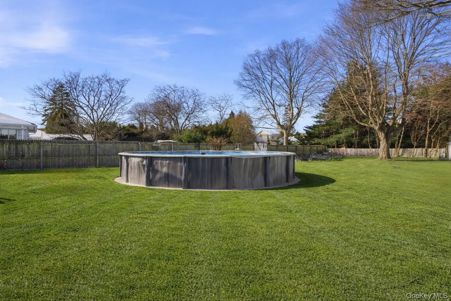 101 Spruce Avenue, Bethpage, NY 11714