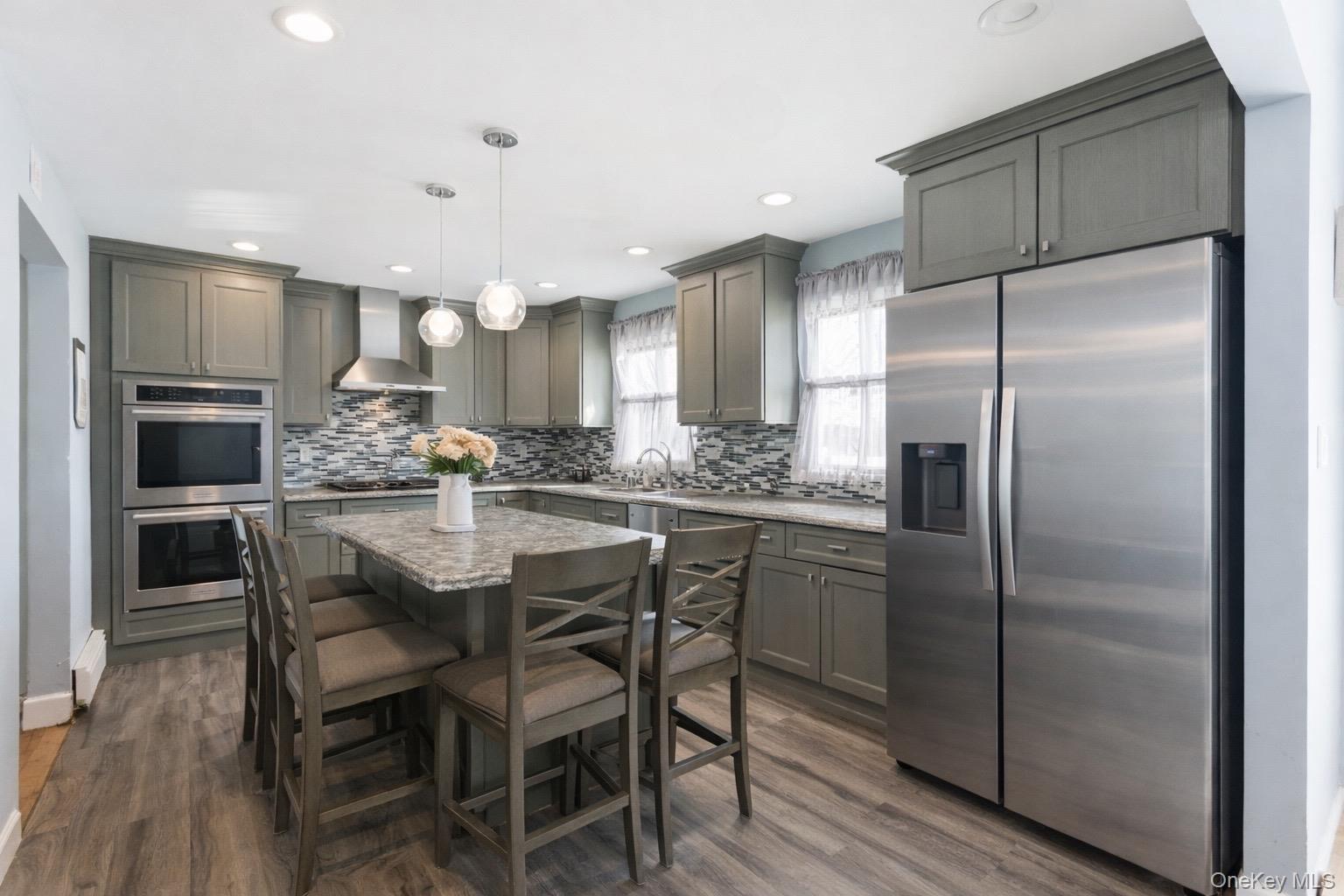 101 Spruce Avenue, Bethpage, NY 11714