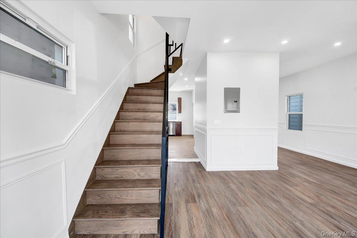 37 S 8th Avenue, Mount Vernon, NY 10550