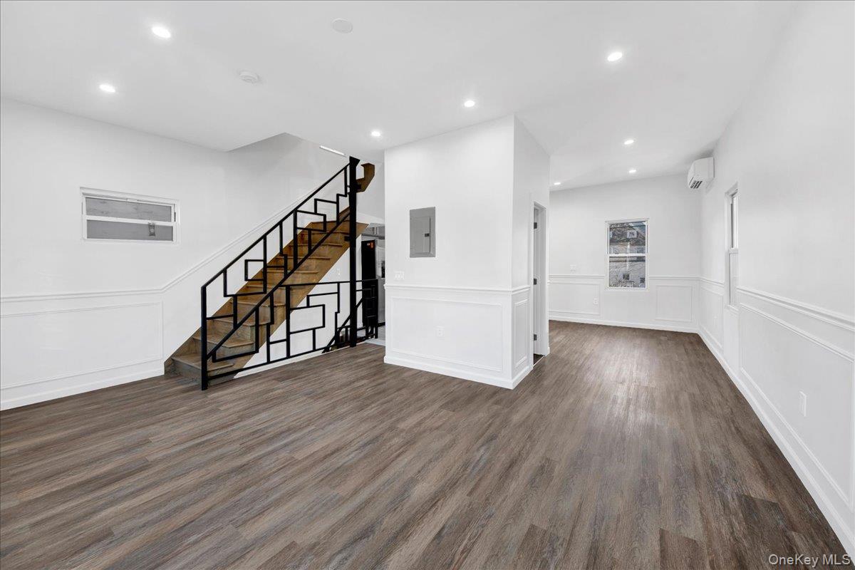 37 S 8th Avenue, Mount Vernon, NY 10550