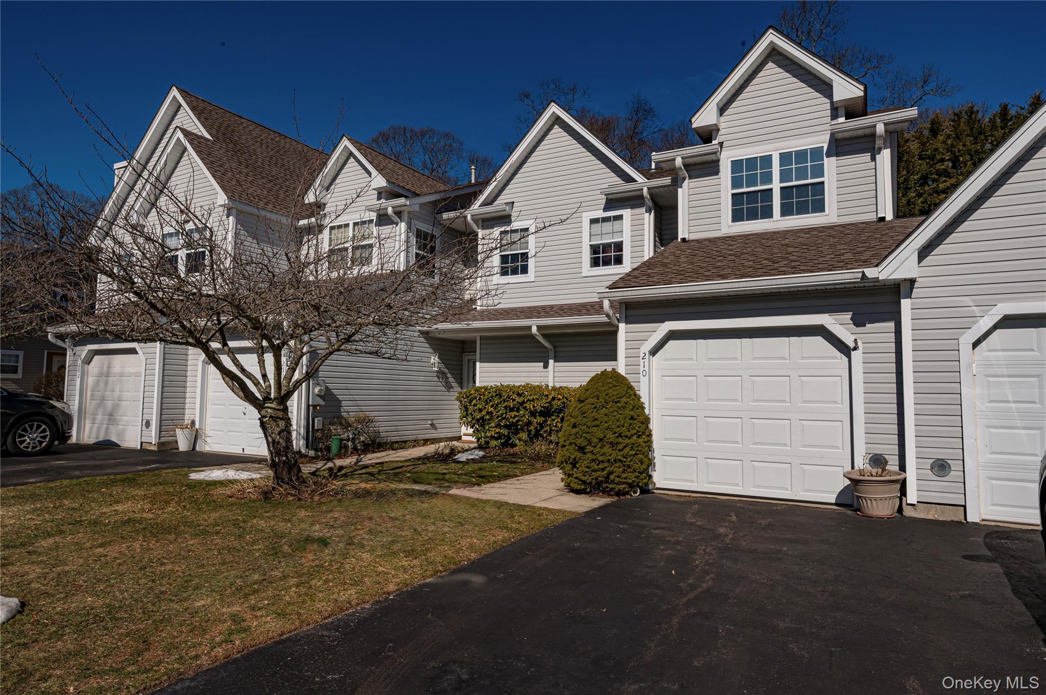 210 Erik Drive, East Setauket, NY 11733