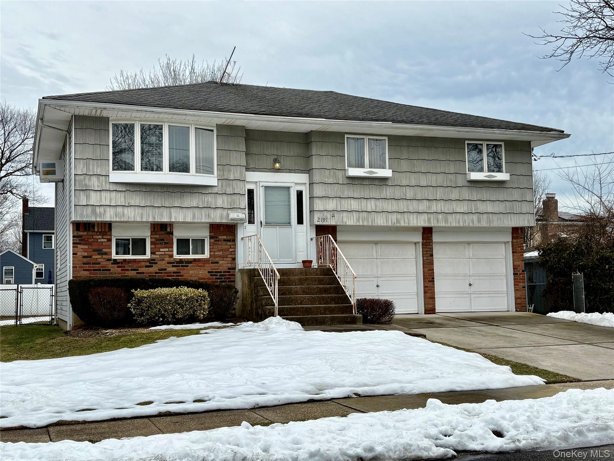 2191 Walsall Street, Seaford, NY 11783