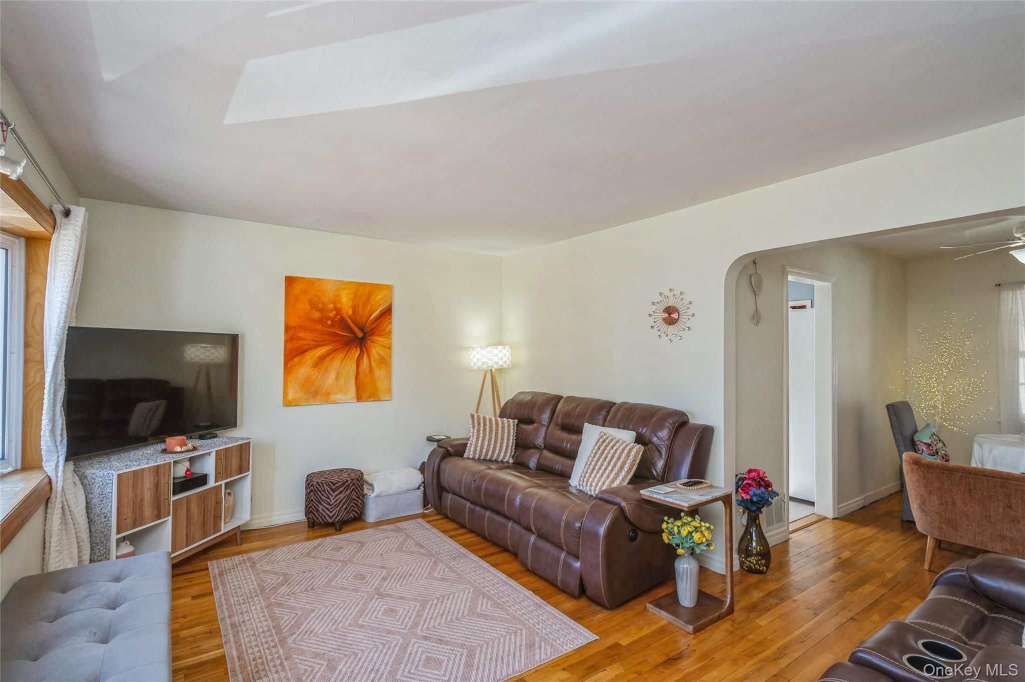 20 Iris Avenue, North Merrick, NY 11566