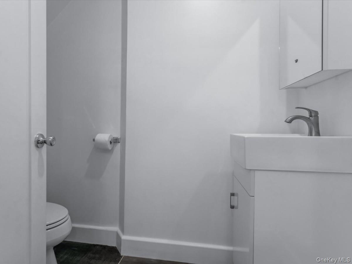 6616 52nd Drive, Maspeth, NY 11378