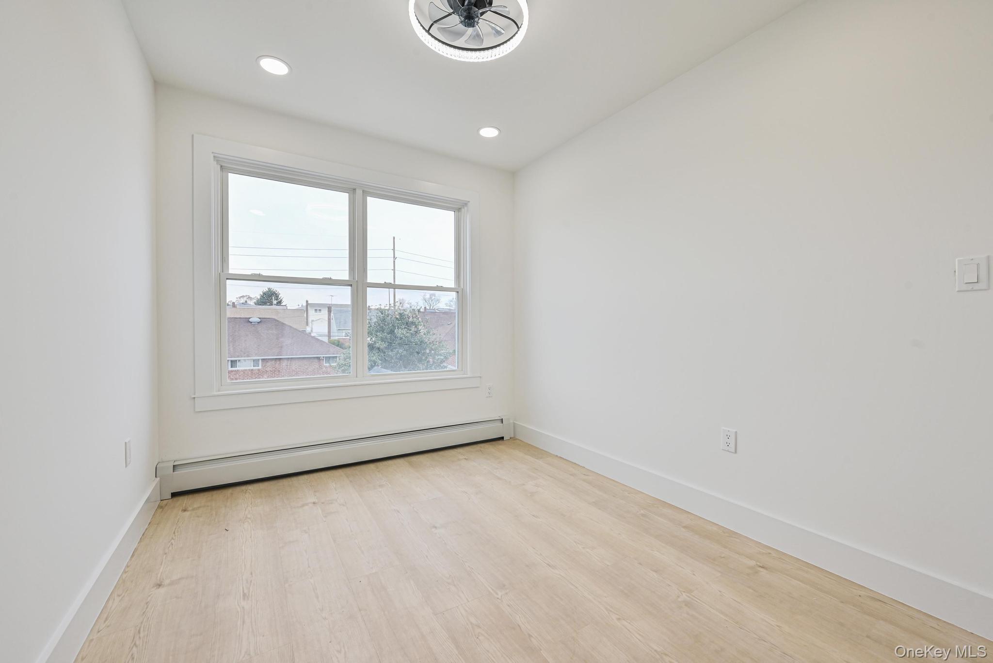 44 Catherine Avenue, Franklin Square, NY 11010