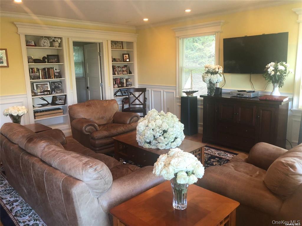 442 River Road, Nissequogue, NY 11780