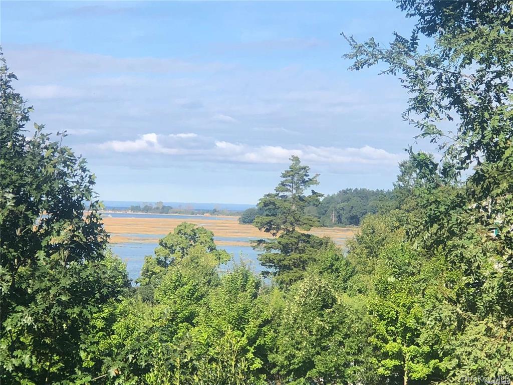 442 River Road, Nissequogue, NY 11780