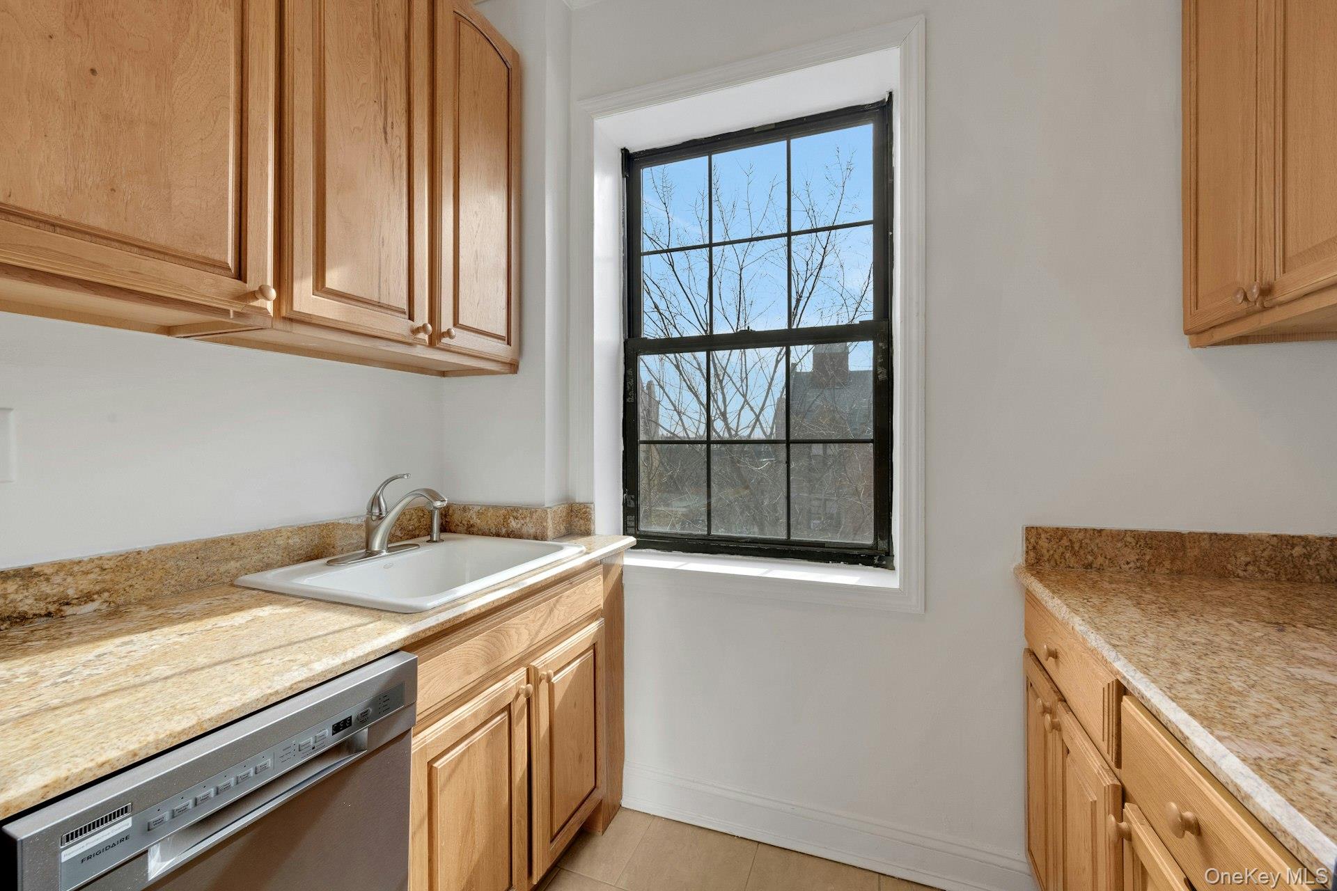 840 Bronx River Road, Bronxville, NY 10708