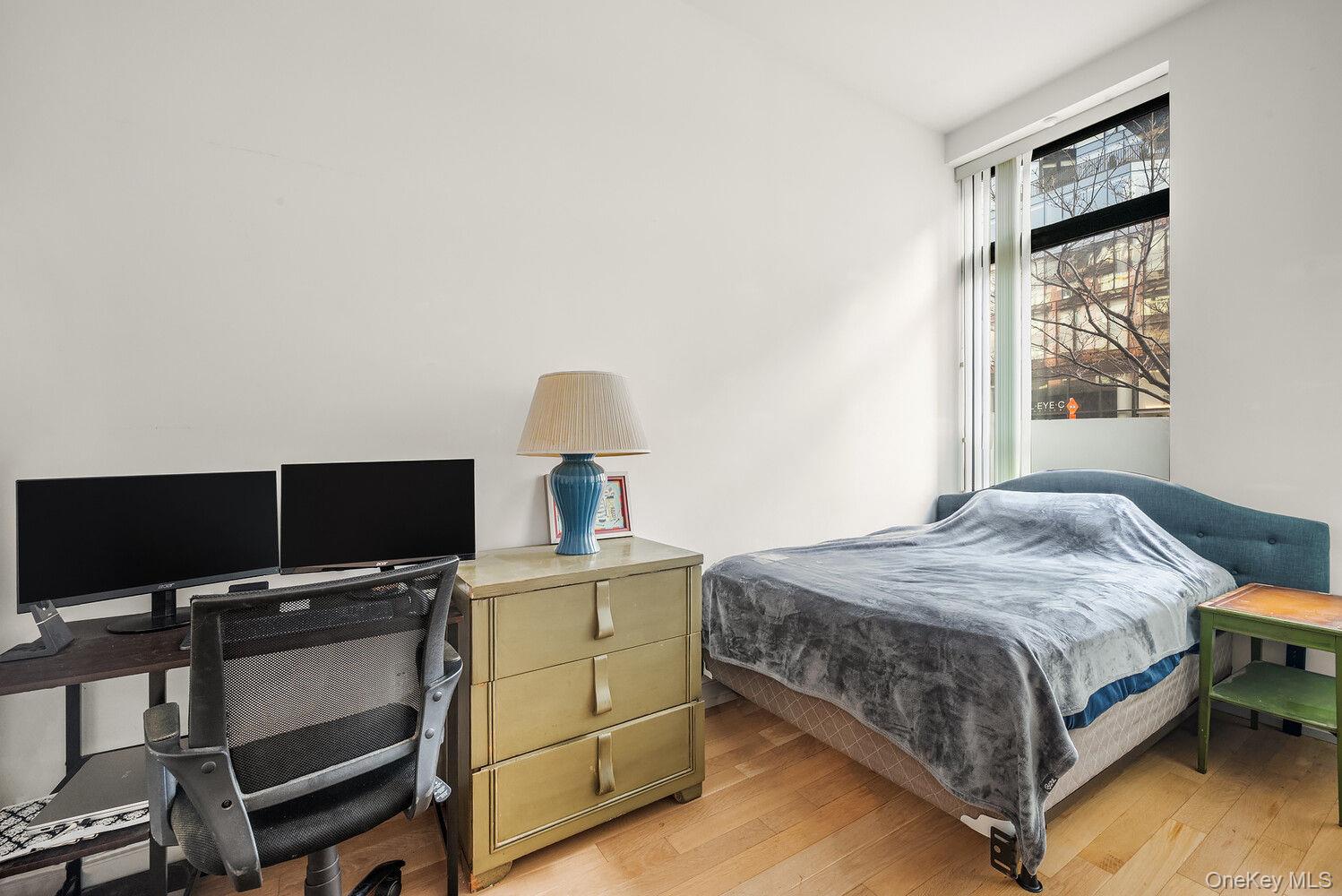 21-45 44TH Drive # 1I, Queens, NY 11101