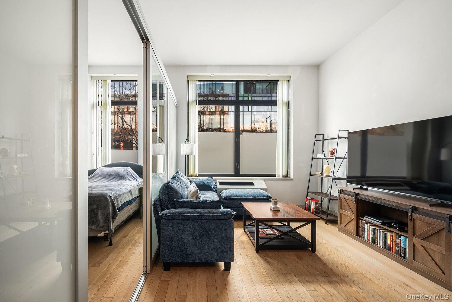 21-45 44TH Drive # 1I, Queens, NY 11101