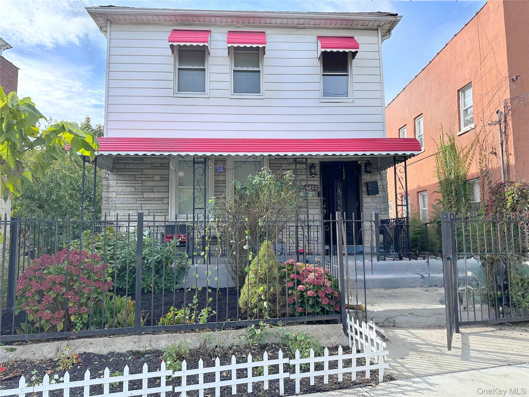 4423 Mundy Lane, Bronx, NY 10466