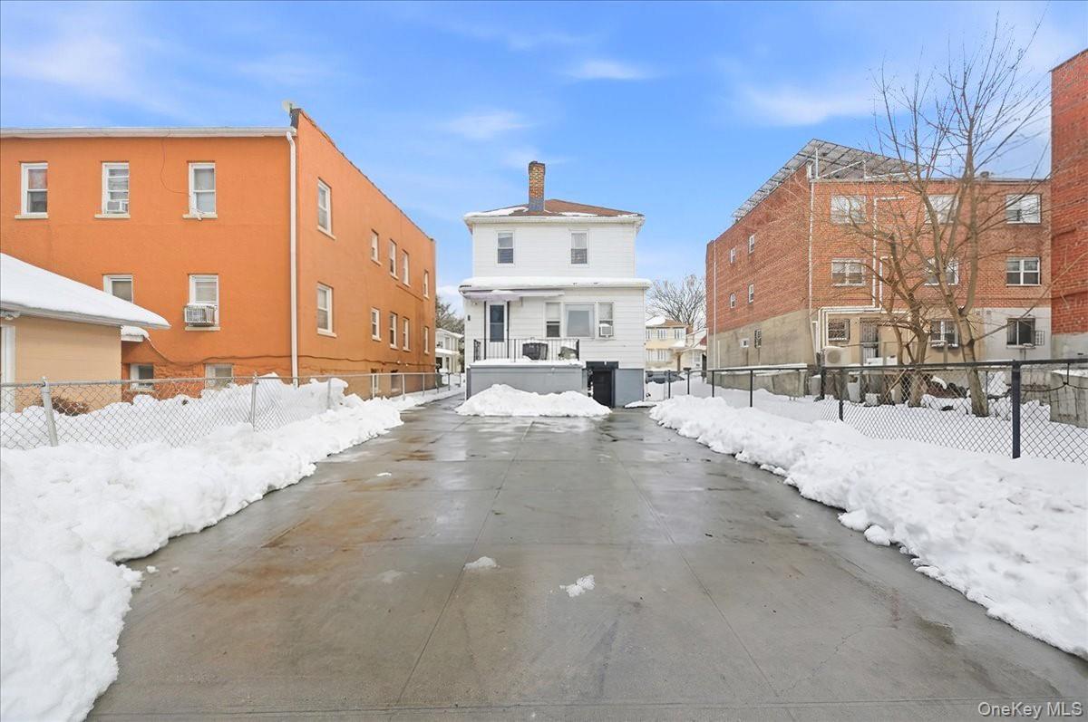 4423 Mundy Lane, Bronx, NY 10466