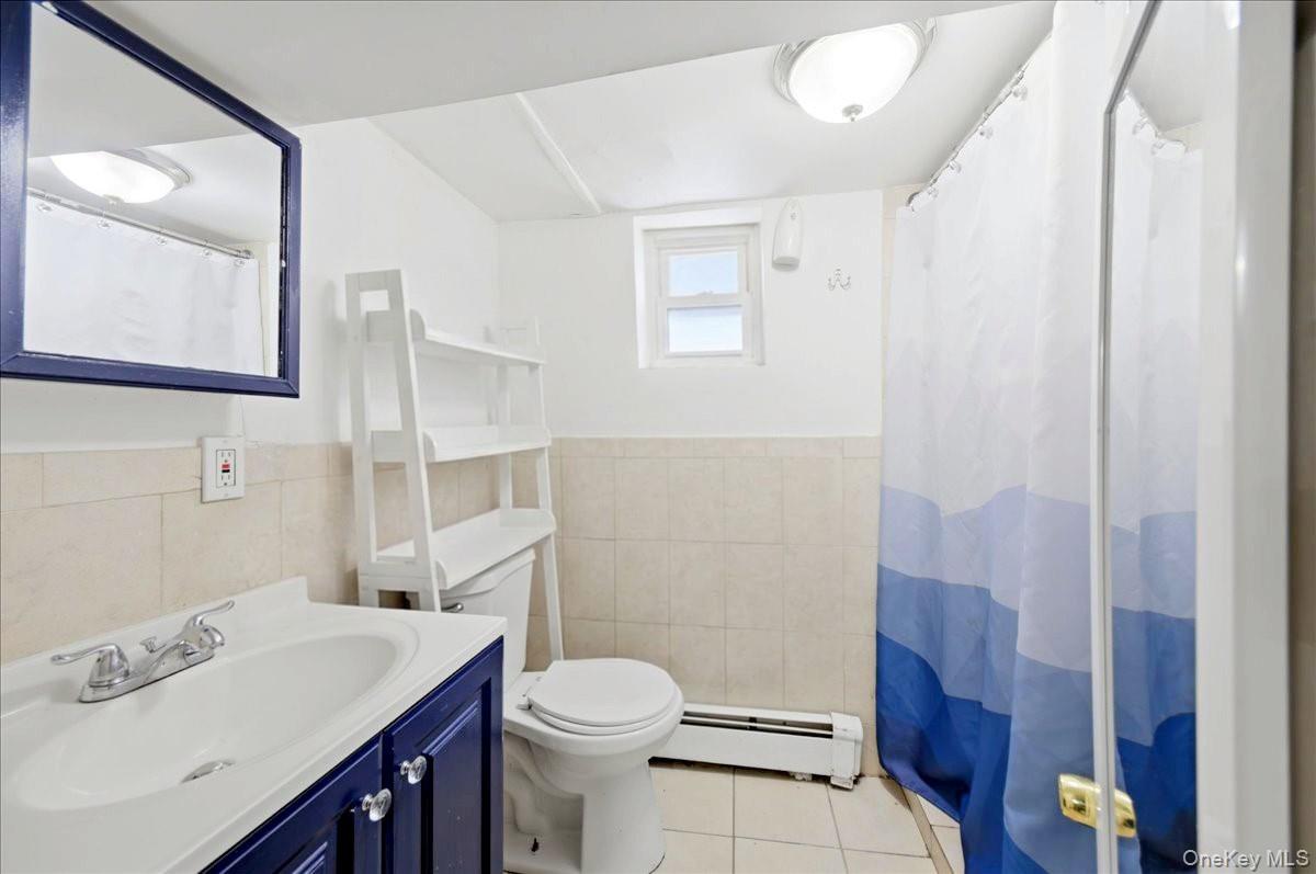 4423 Mundy Lane, Bronx, NY 10466