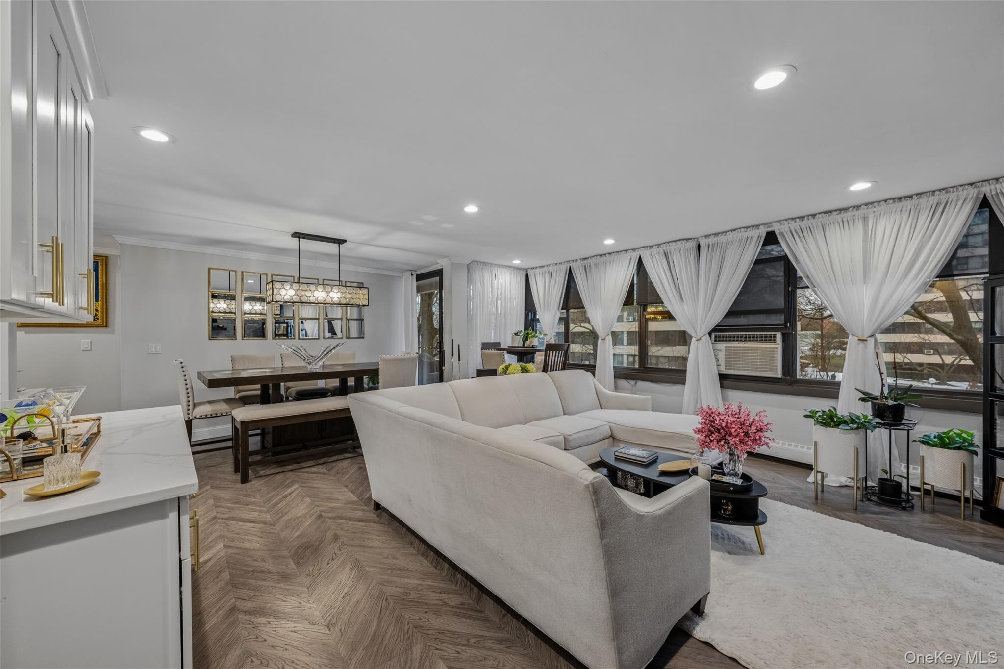 10-10 166th Street # 4A, Beechhurst, NY 11357