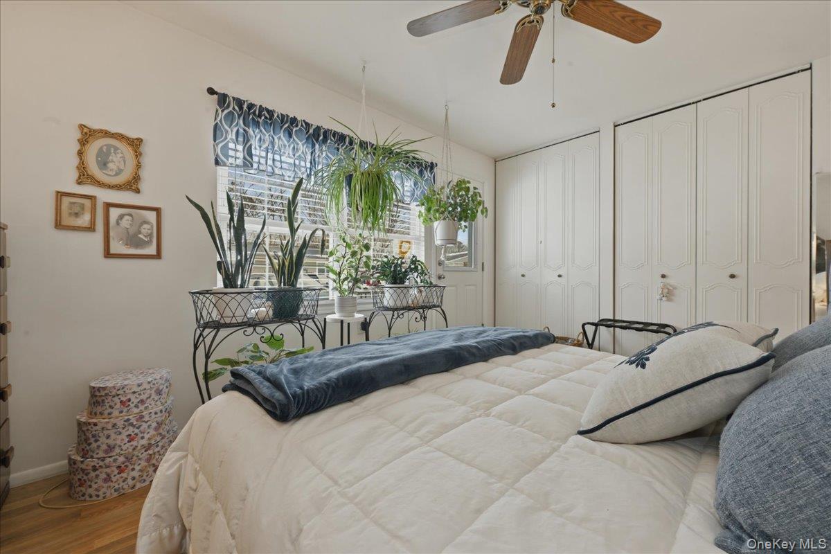 260 Newcastle Court # B, Ridge, NY 11961