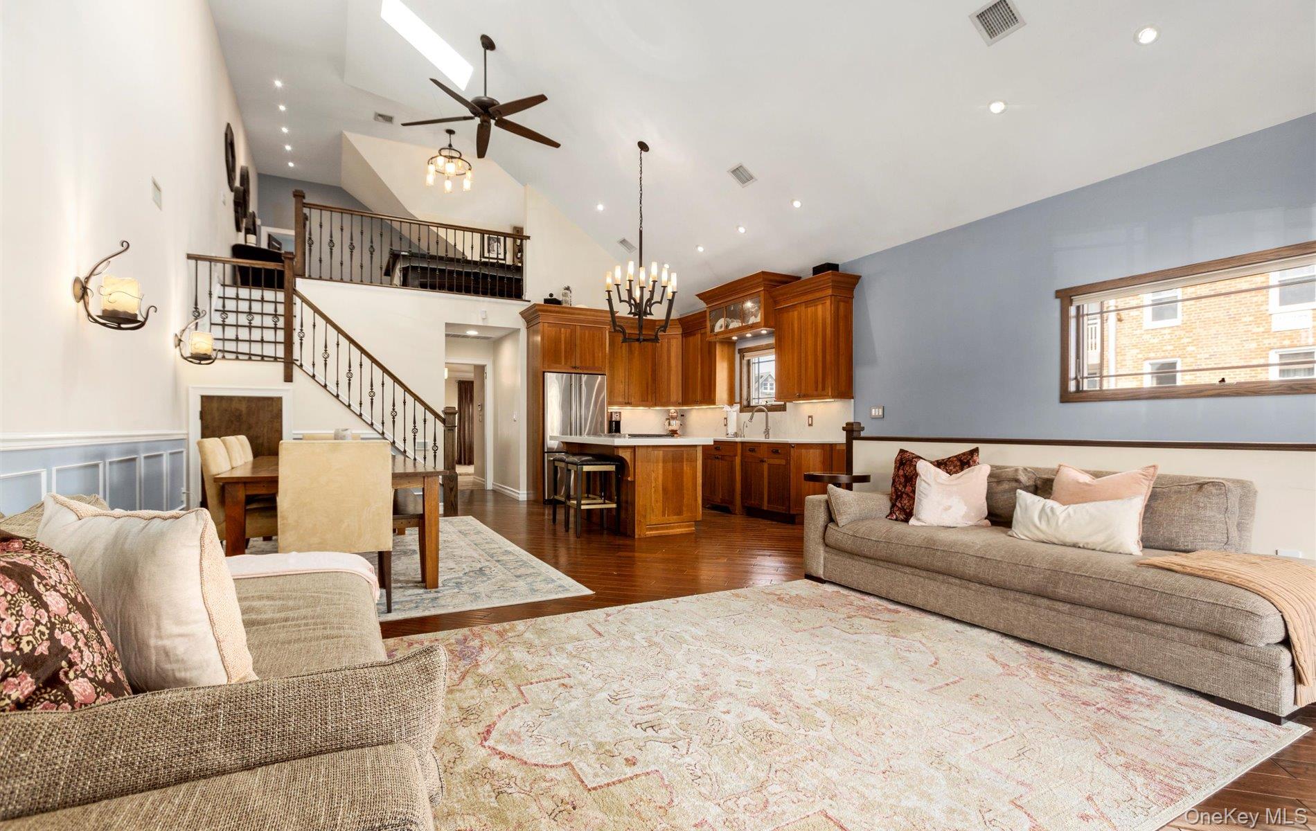 847b E Broadway, Long Beach, NY 11561