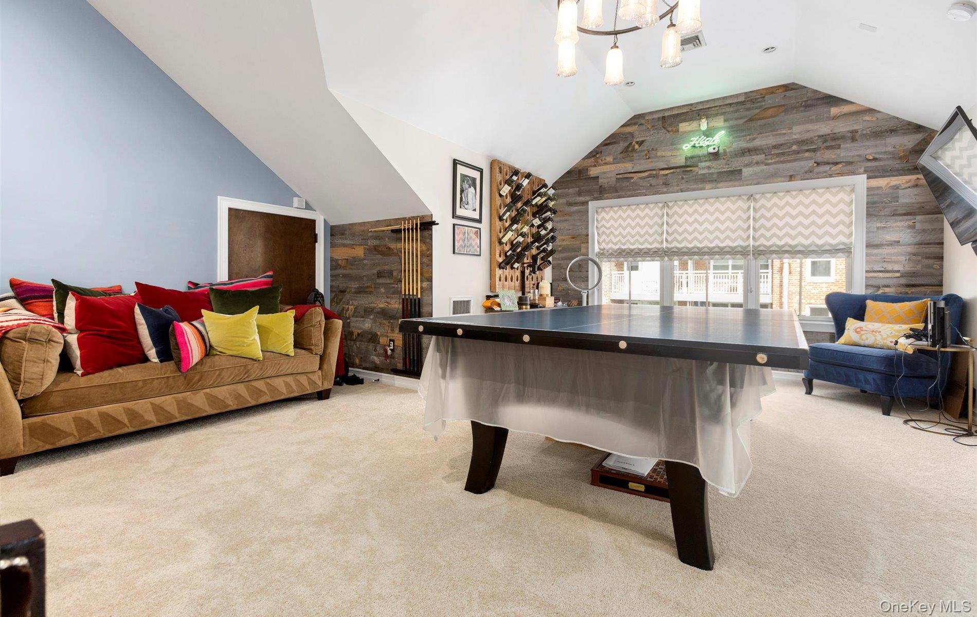 847b E Broadway, Long Beach, NY 11561