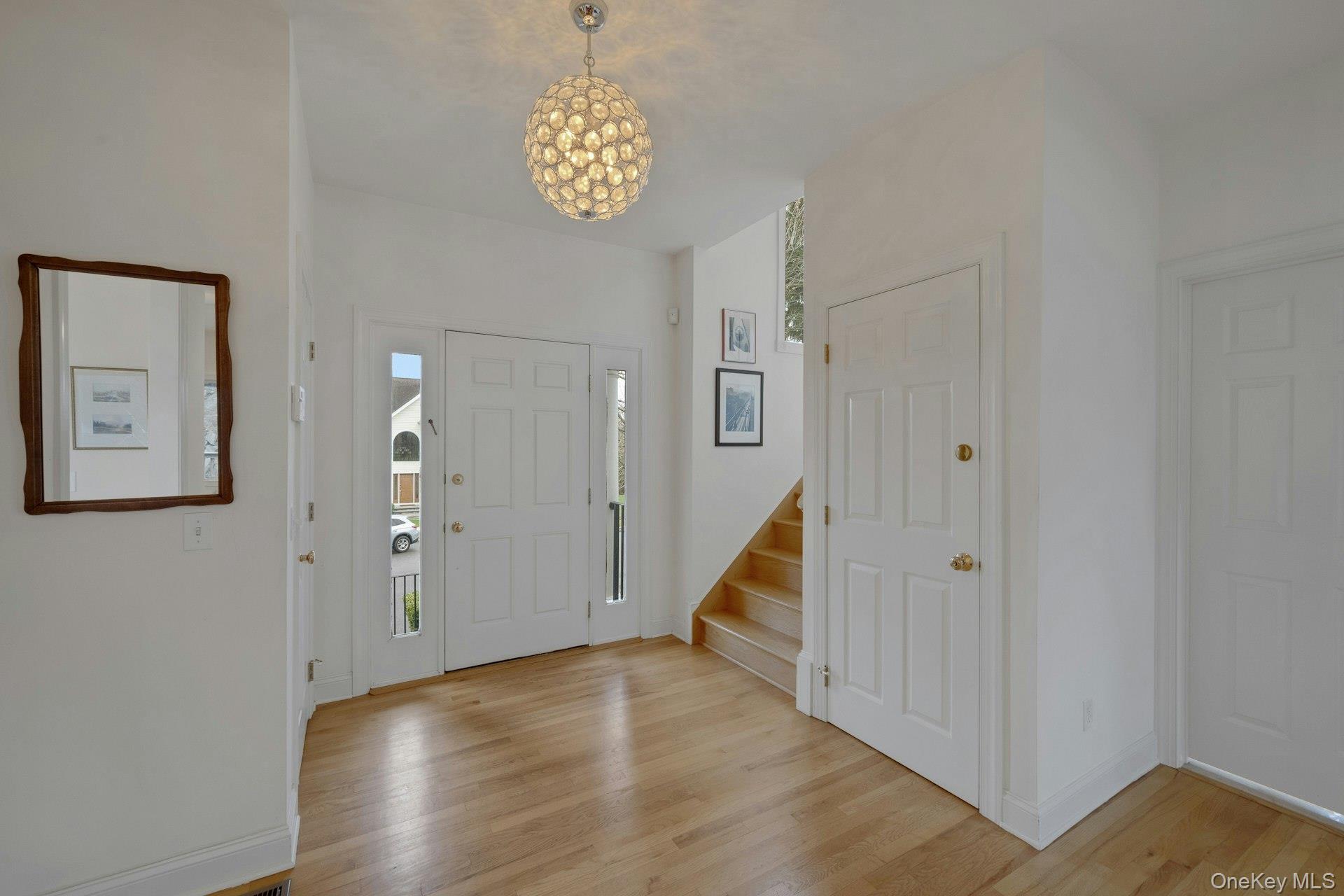 8 Justine Court, Briarcliff Manor, NY 10510