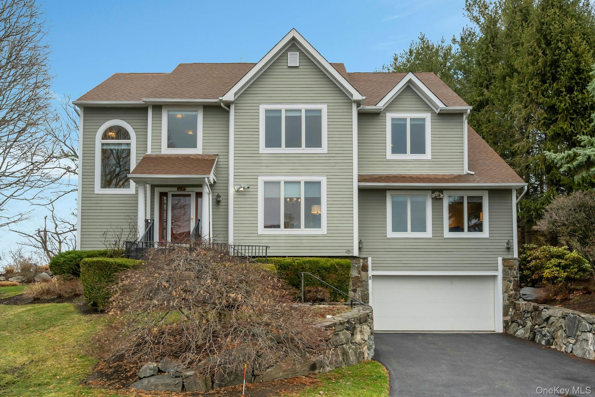 8 Justine Court, Briarcliff Manor, NY 10510