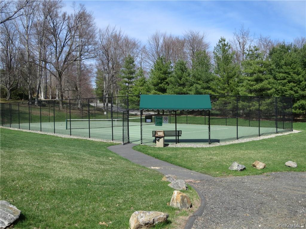 8 Justine Court, Briarcliff Manor, NY 10510