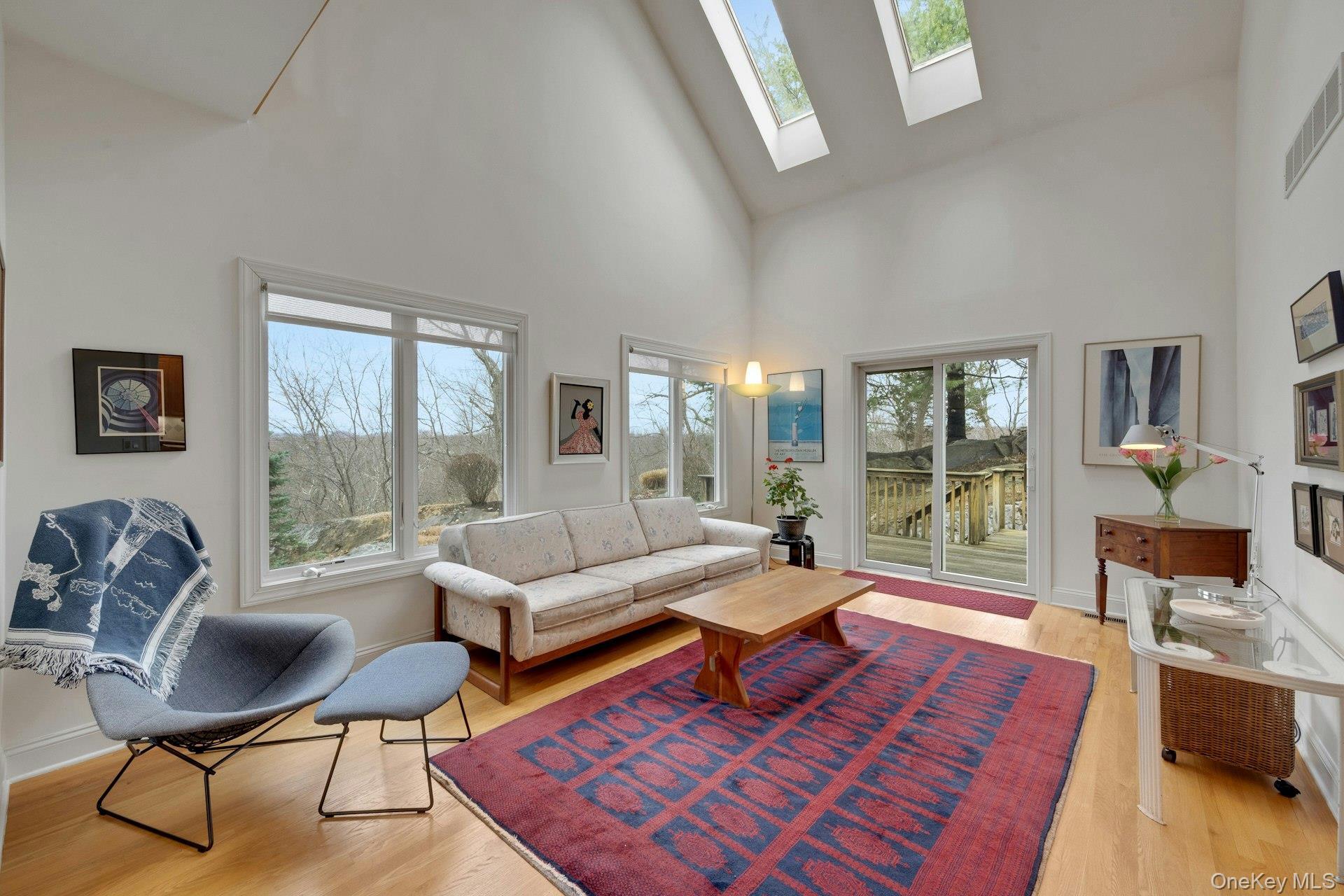 8 Justine Court, Briarcliff Manor, NY 10510