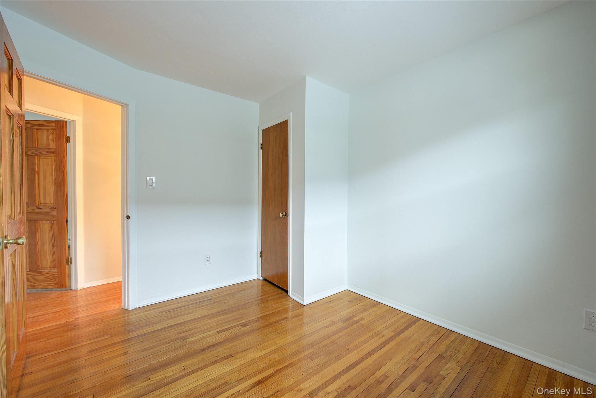 98 Union Place, Lynbrook, NY 11563