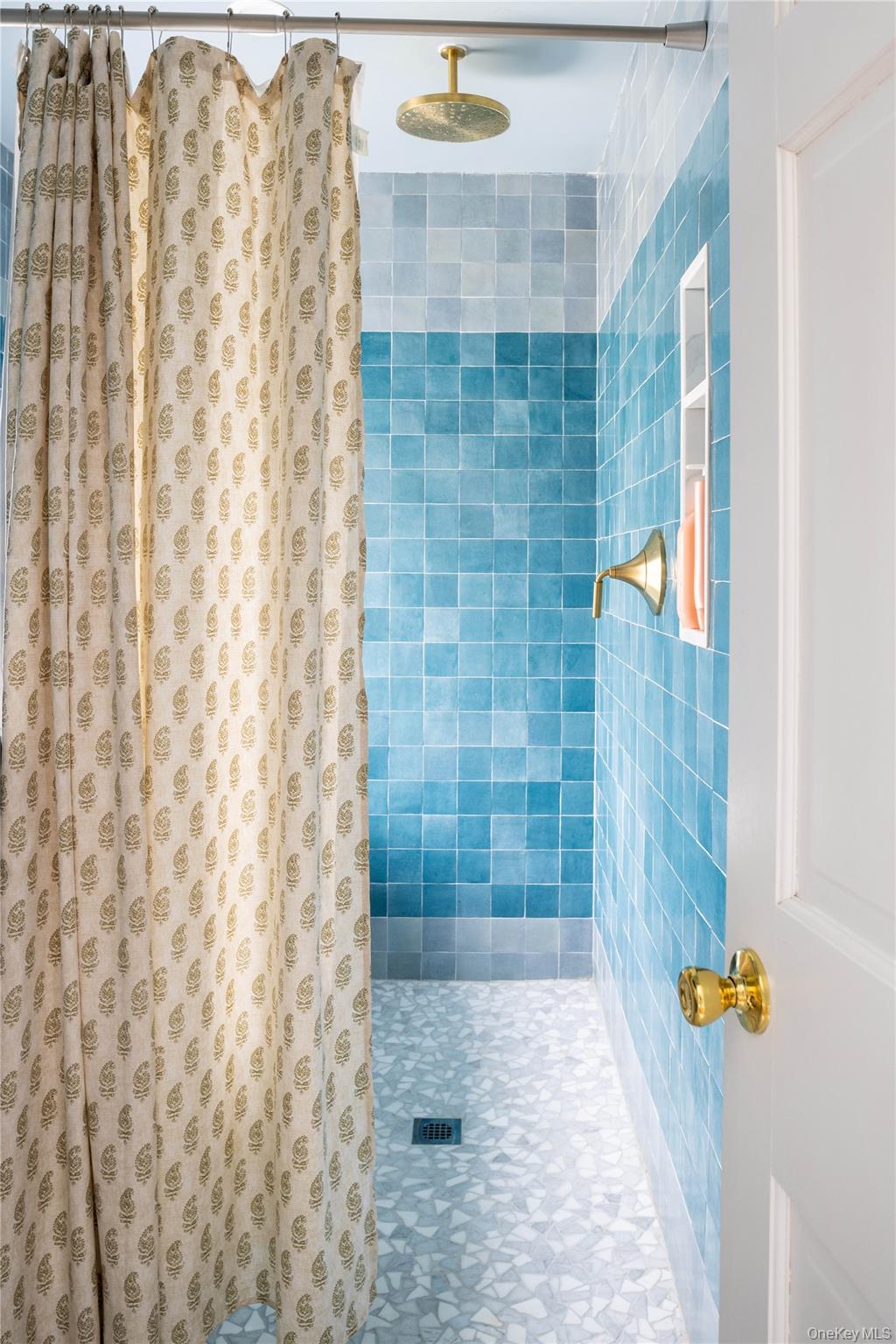 134 6th Street, Greenport, NY 11944