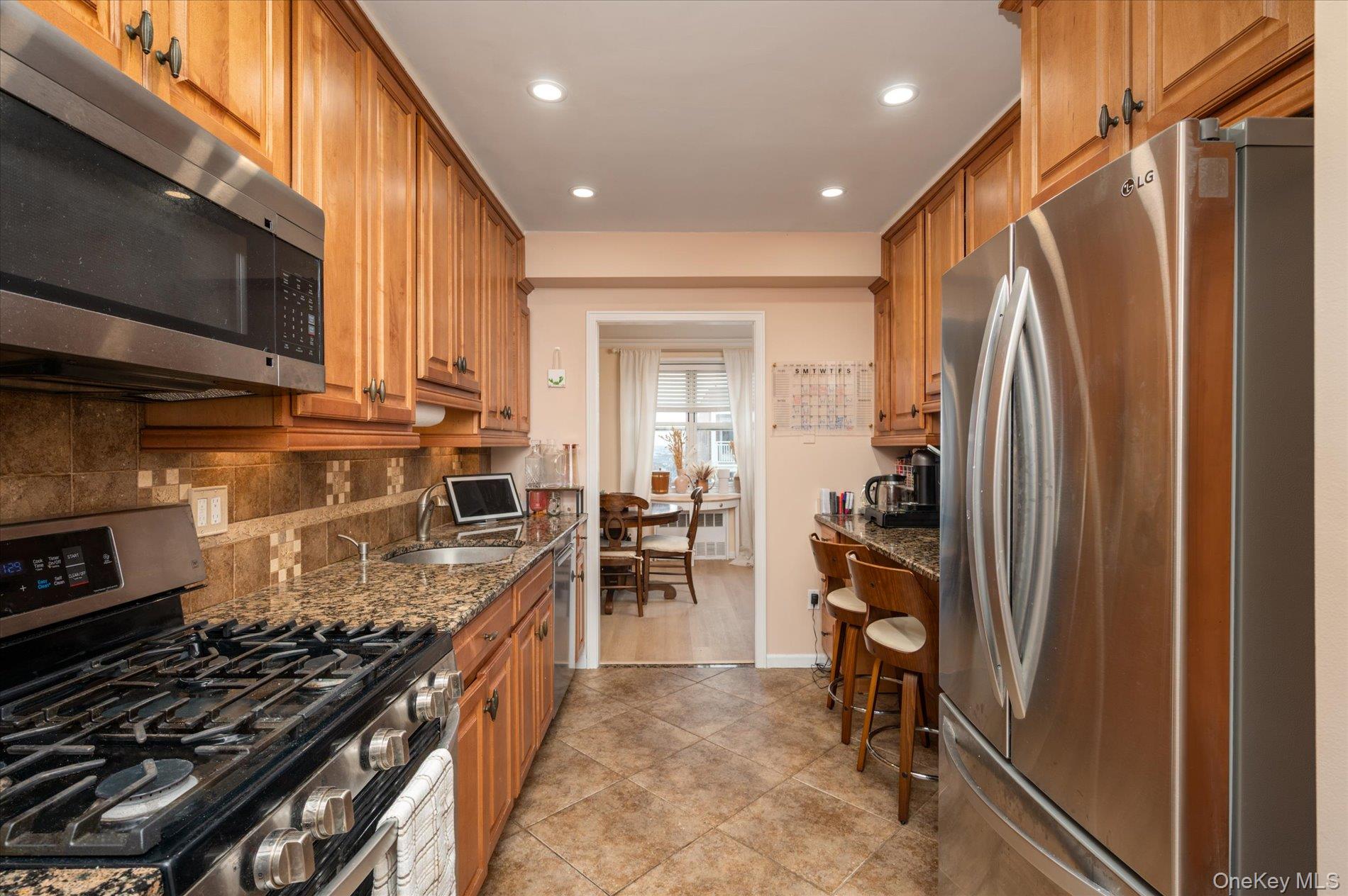 700 Shore Road # 7N, Long Beach, NY 11561