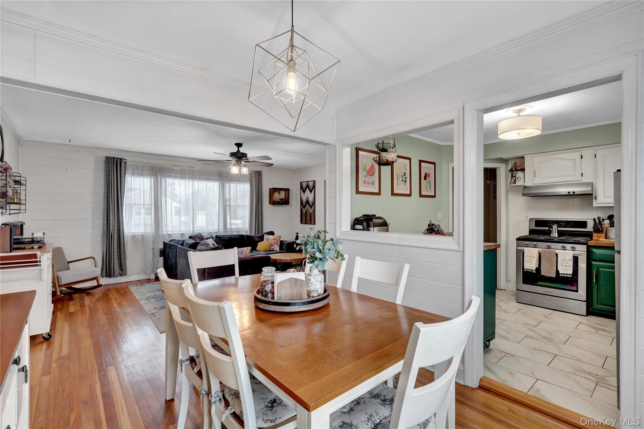 2642 Clovermere Road, Oceanside, NY 11572