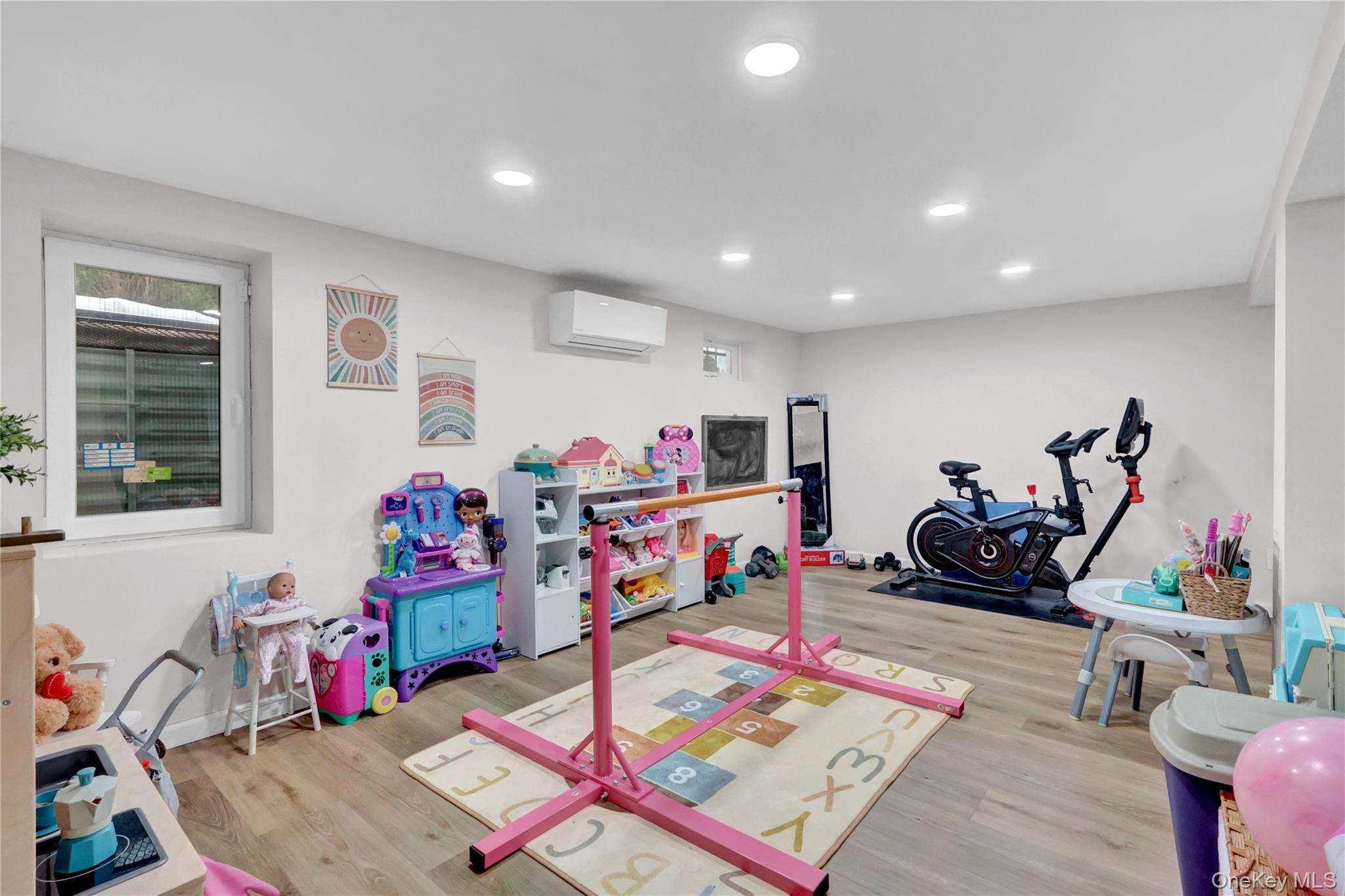 2642 Clovermere Road, Oceanside, NY 11572