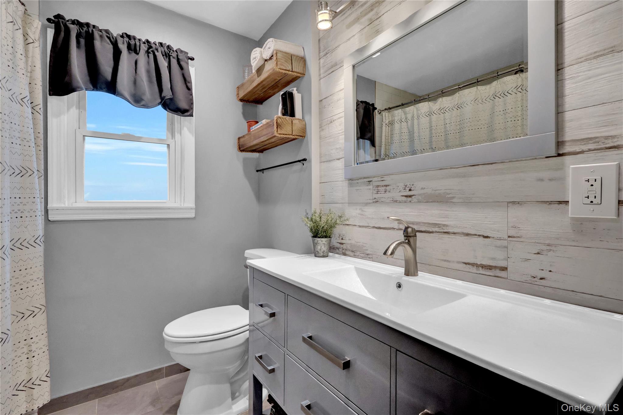 2642 Clovermere Road, Oceanside, NY 11572