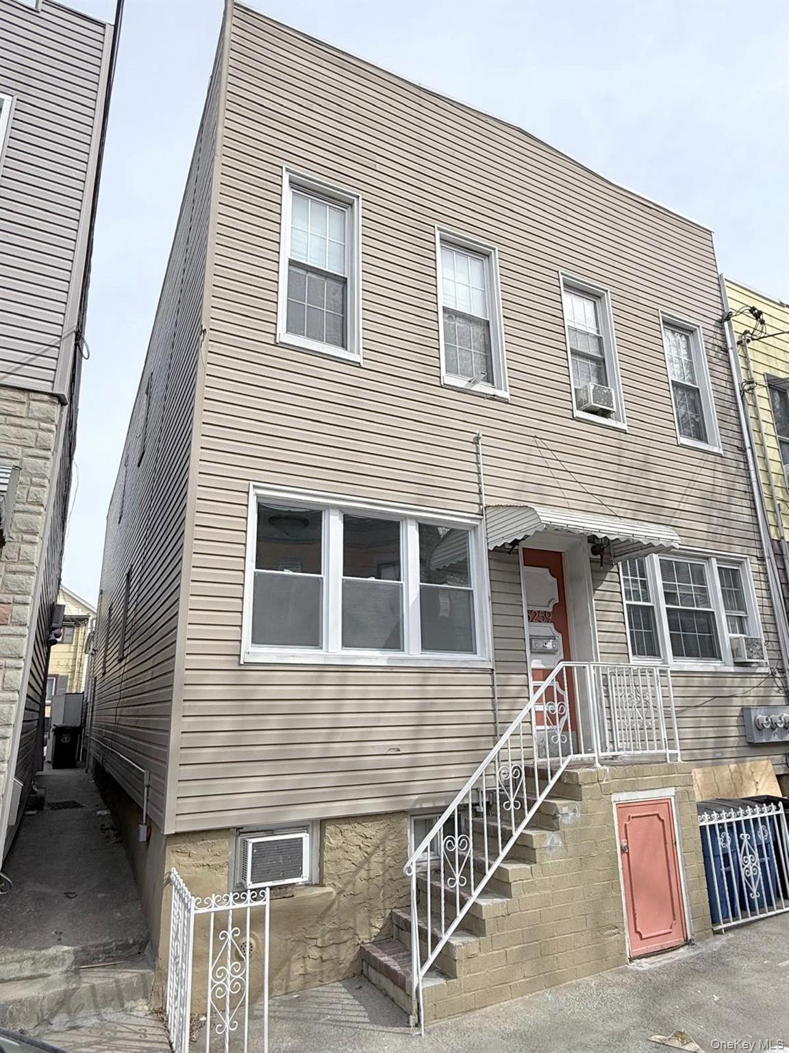 6259 60th Street, Ridgewood, NY 11385