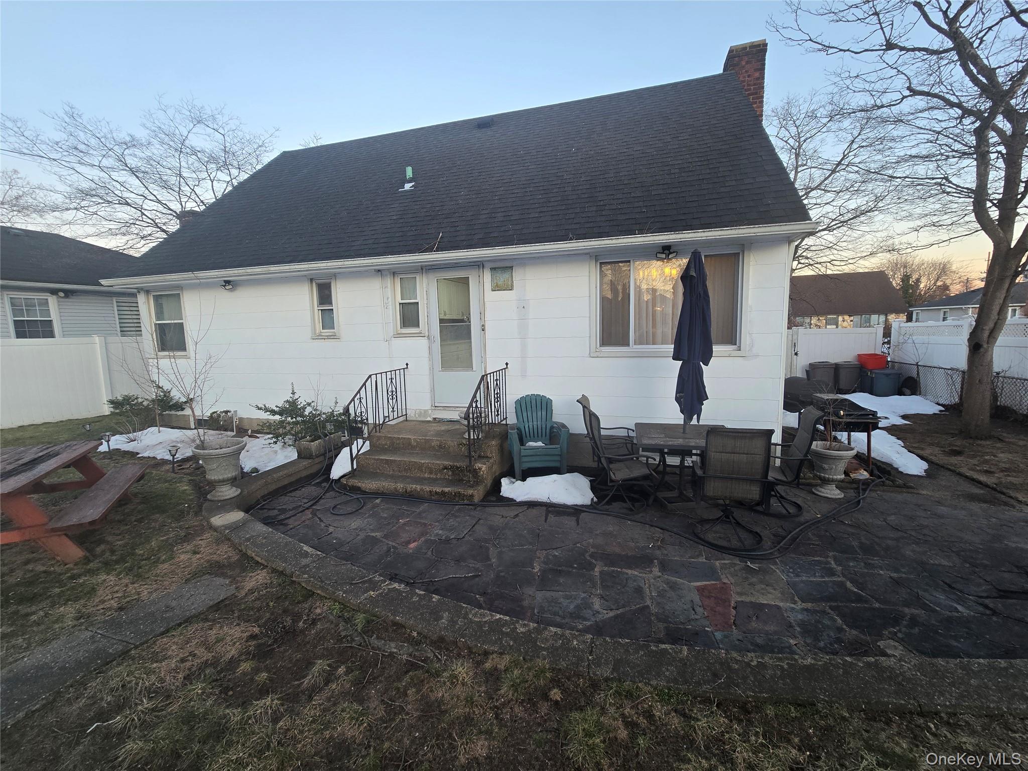 506 Froehlich Place, Elmont, NY 11003