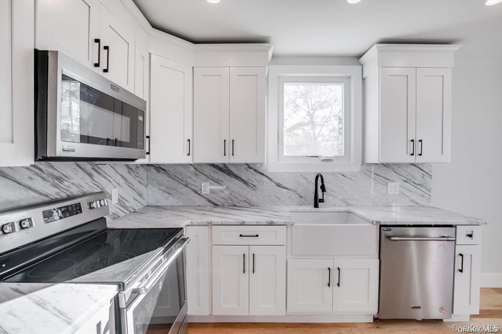 4 Riverside Avenue, Mastic Beach, NY 11951