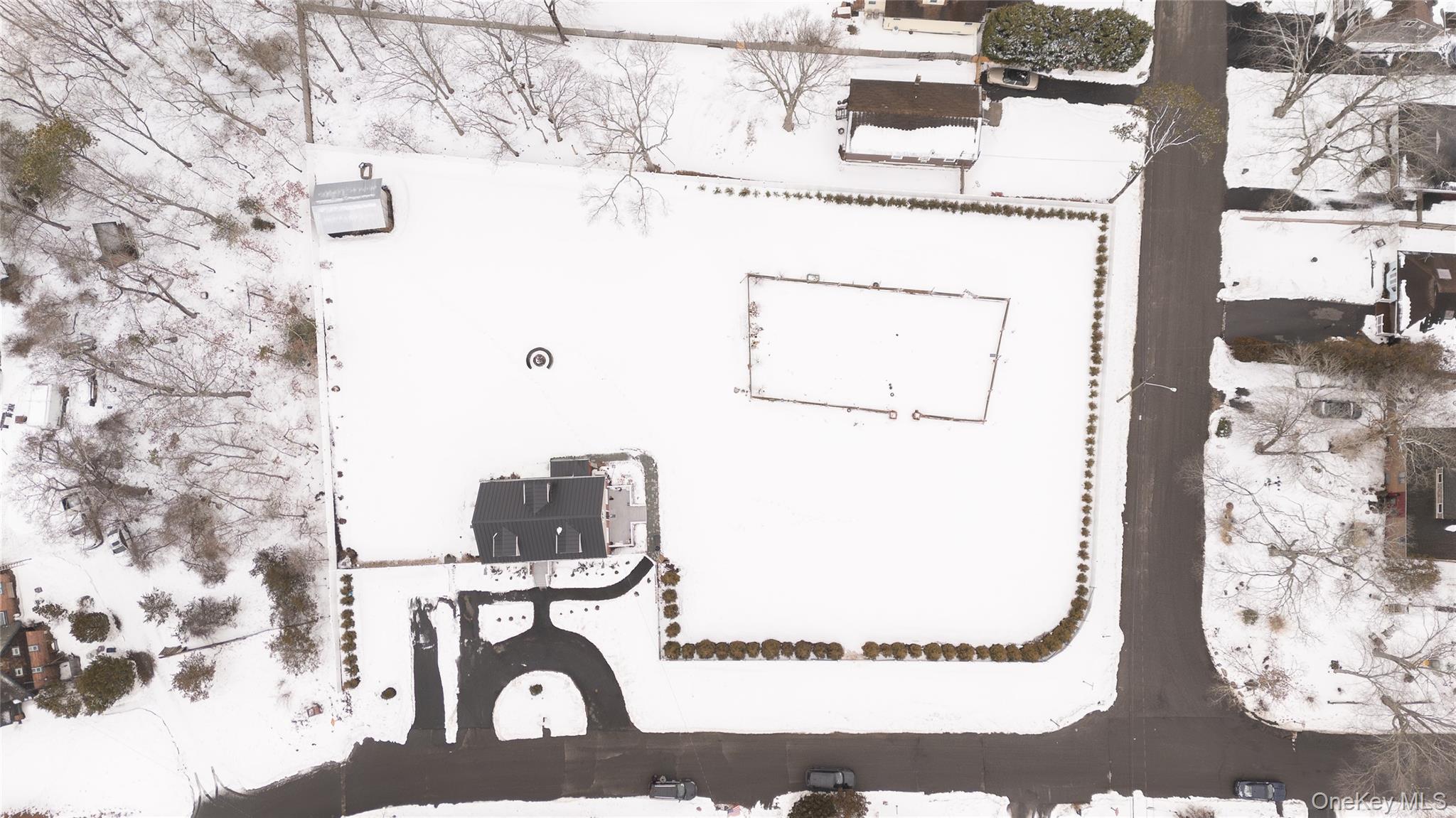 4 Riverside Avenue, Mastic Beach, NY 11951