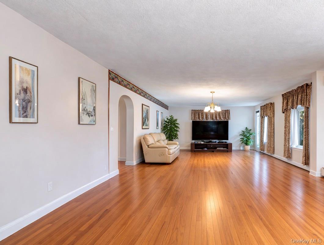 36 E 12th Street, Huntington Station, NY 11746