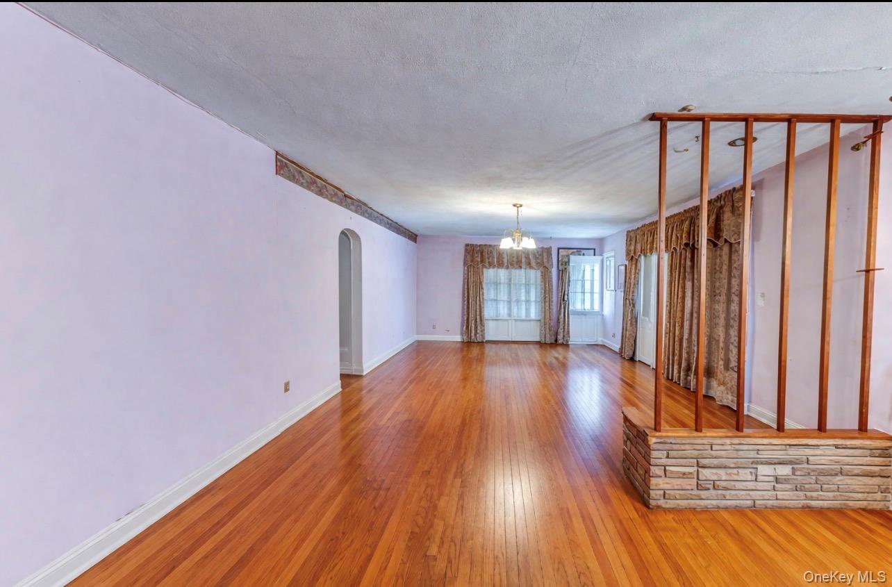 36 E 12th Street, Huntington Station, NY 11746