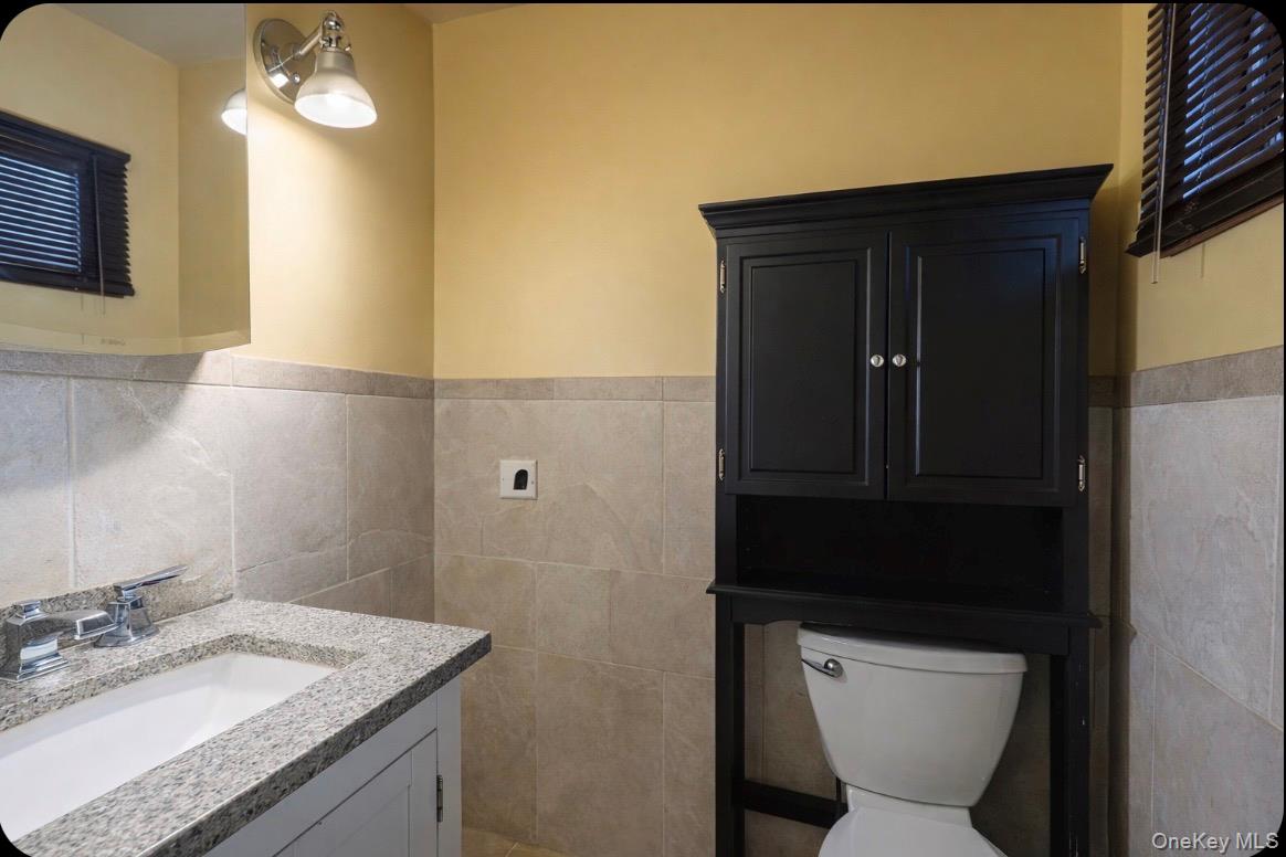 36 E 12th Street, Huntington Station, NY 11746