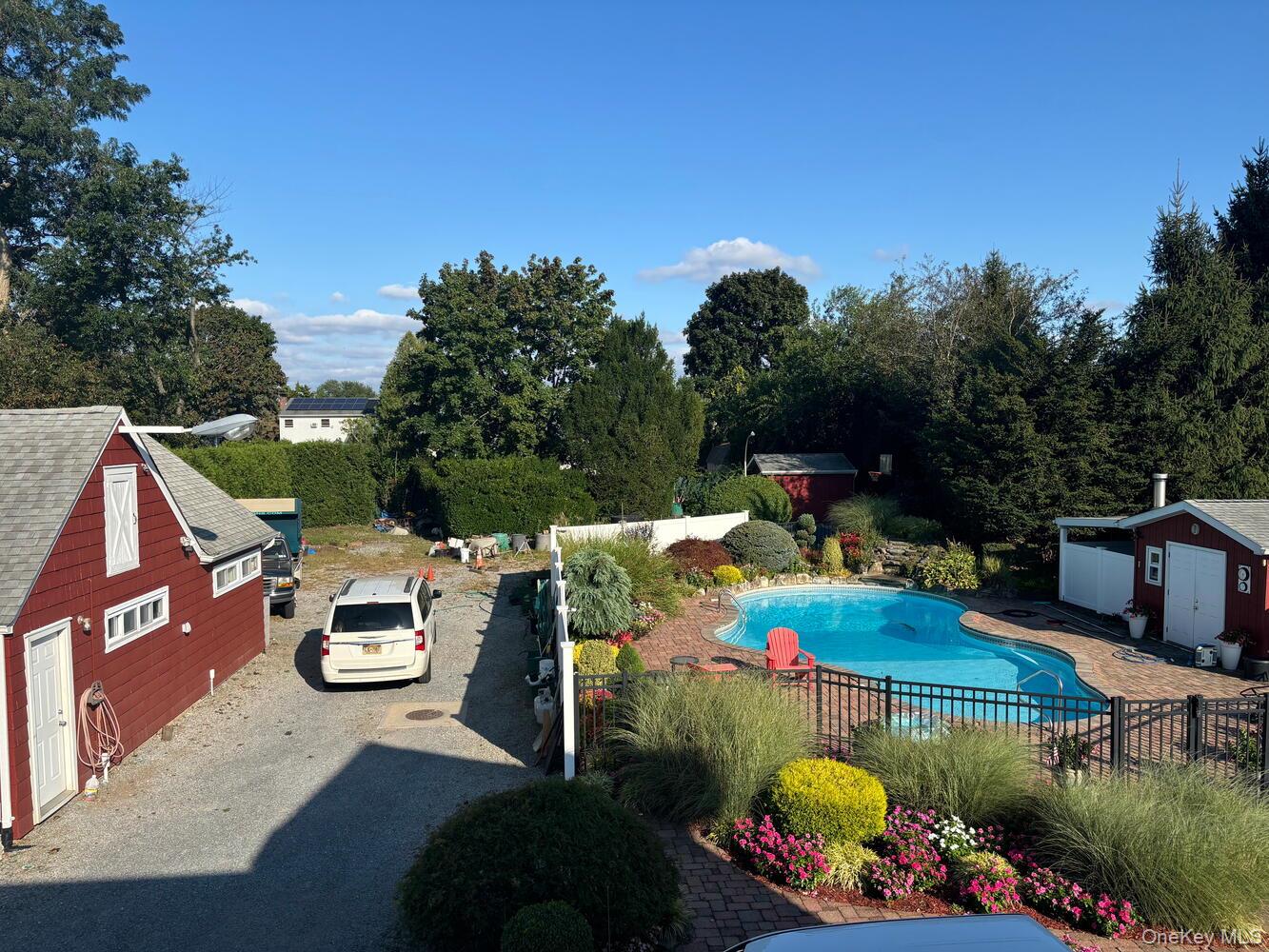 18 Loring Road, Levittown, NY 11756