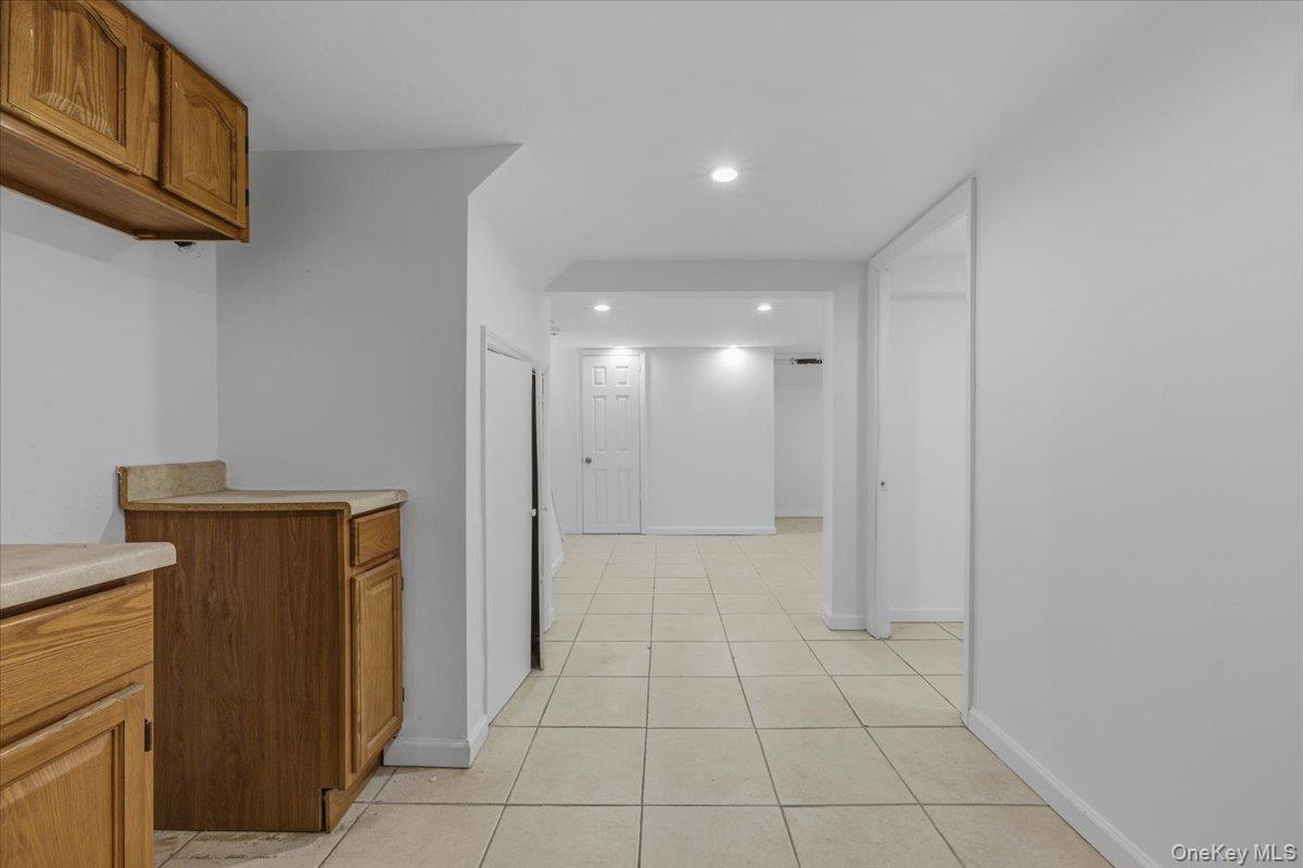 10973 200th Street, Saint Albans, NY 11412