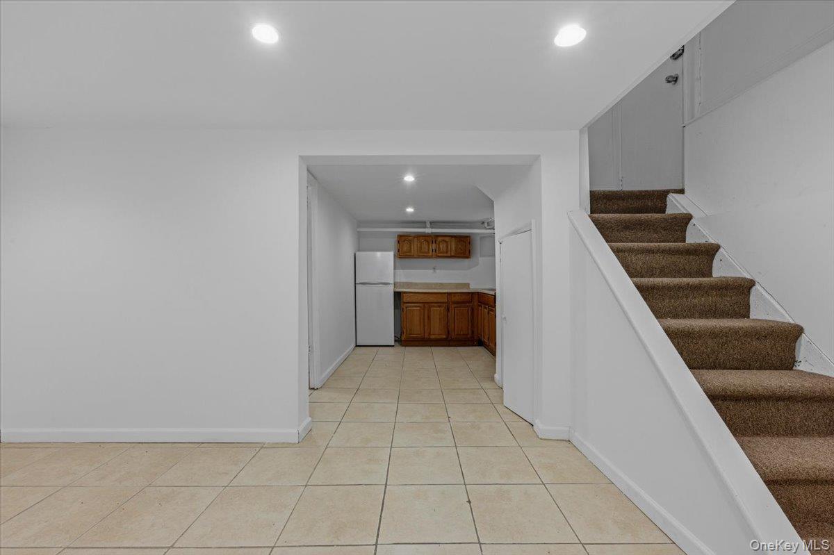 10973 200th Street, Saint Albans, NY 11412