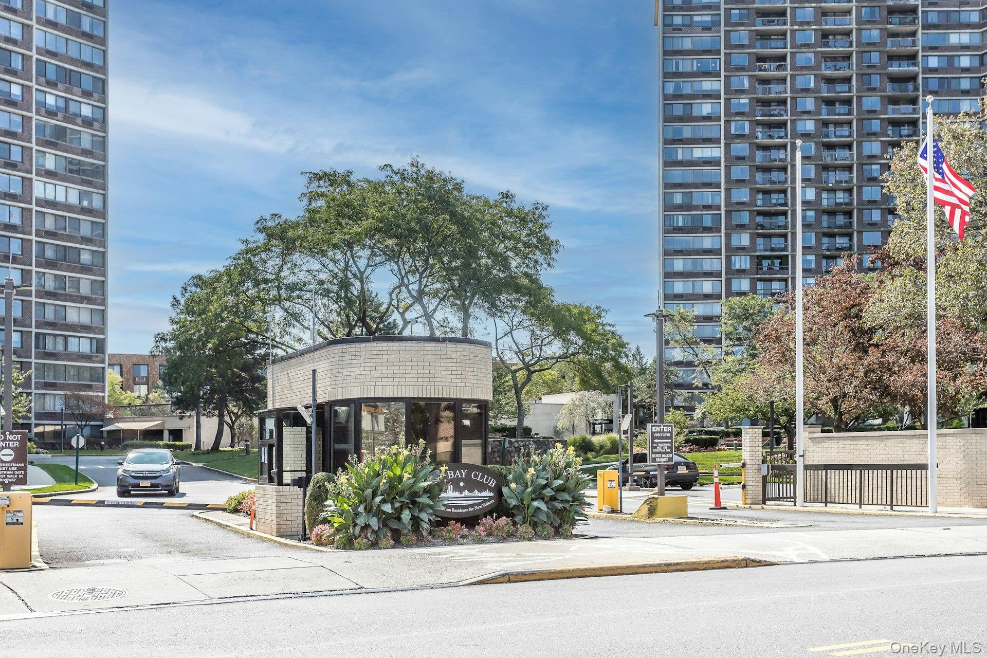 2 Bay Club # 11F, Bayside, NY 11360