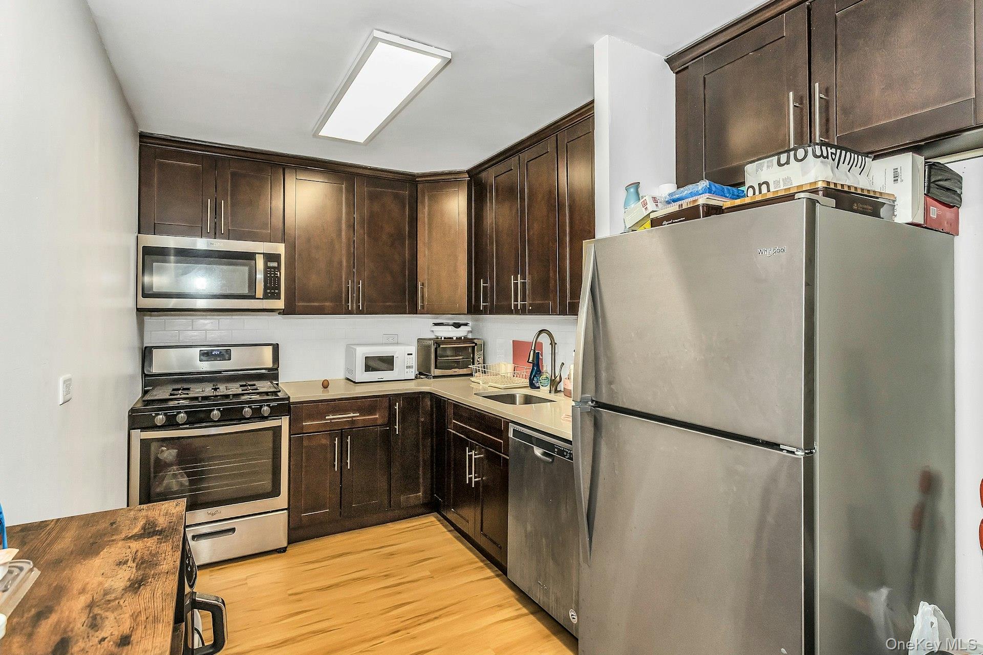 2 Bay Club # 11F, Bayside, NY 11360