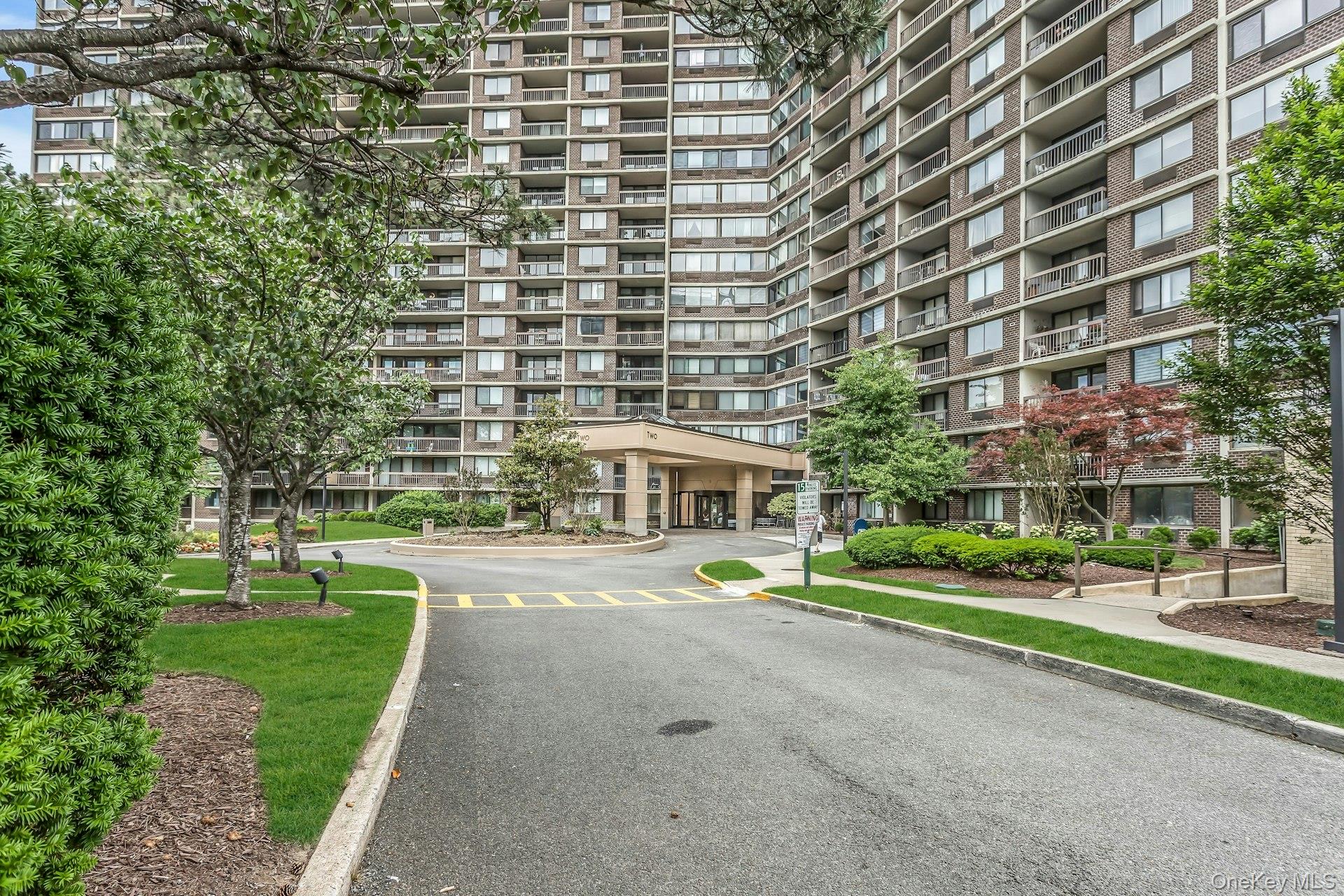 2 Bay Club # 11F, Bayside, NY 11360
