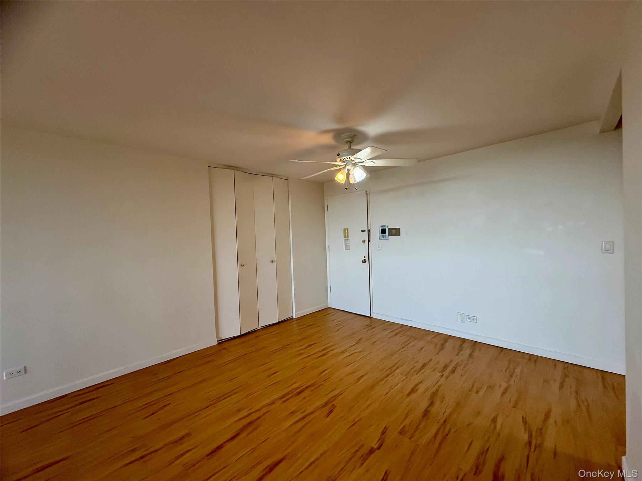 2 Bay Club # 11F, Bayside, NY 11360