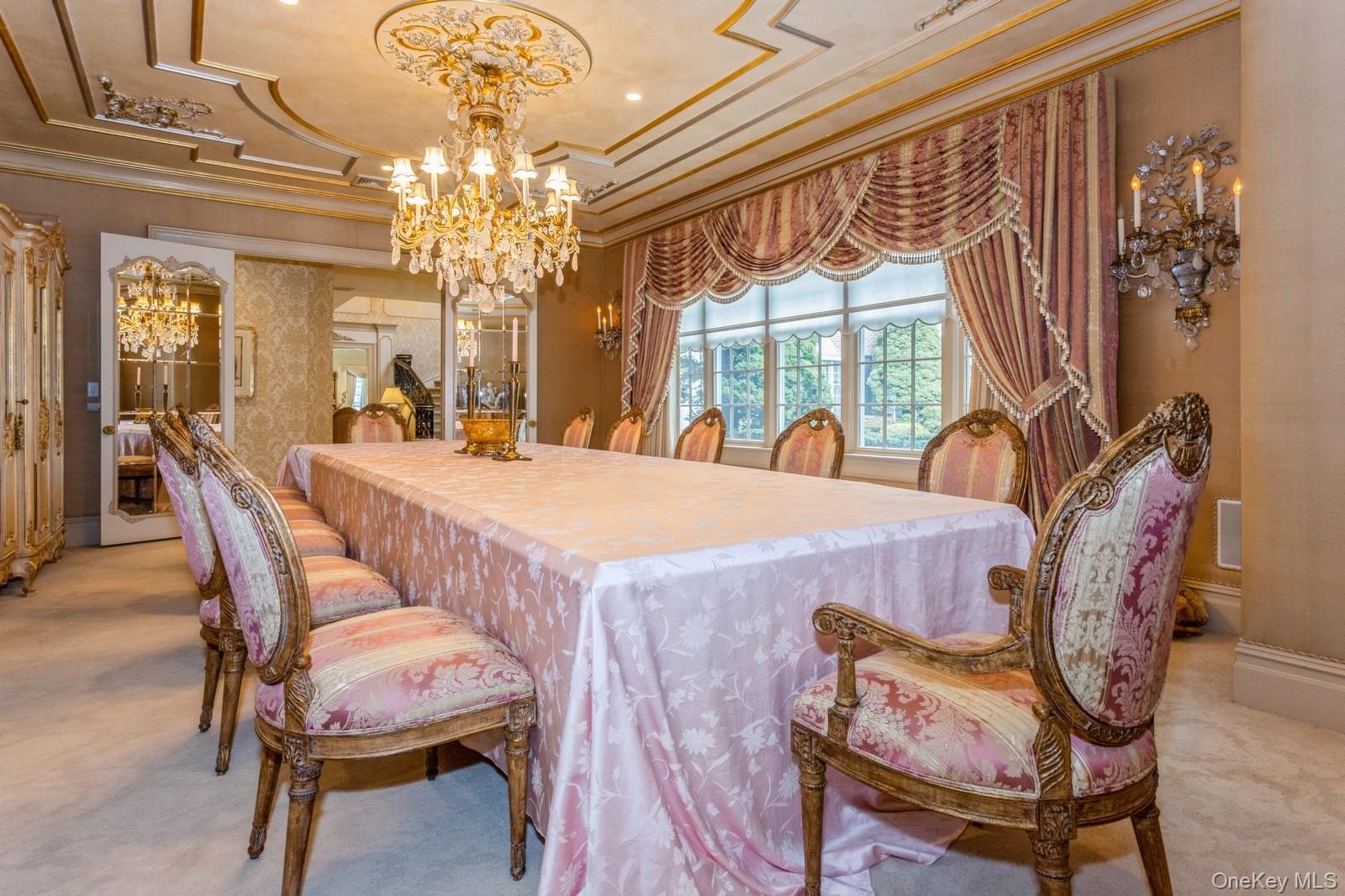 85 Eleventh Street, Garden City, NY 11530